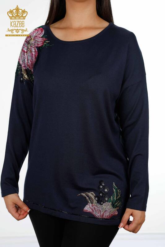 Женский трикотаж свитер оптом лодочка вырез с цветочным узором из камней - 16943 | КАZЕЕ