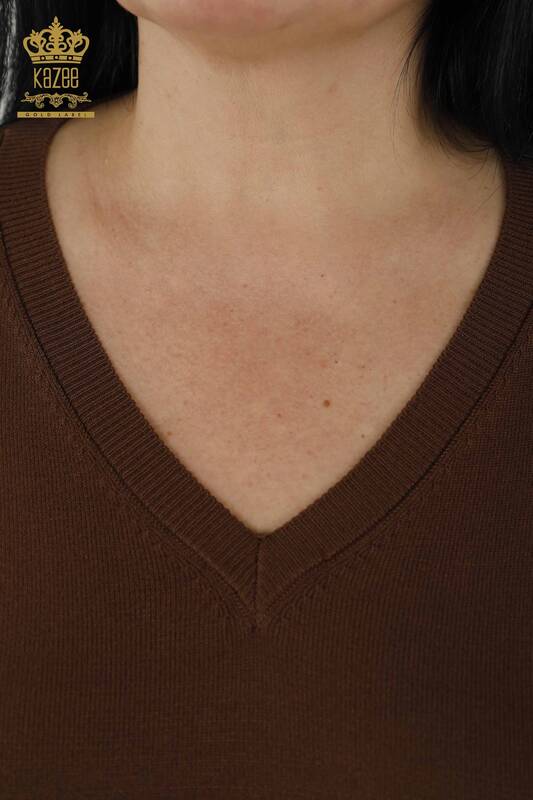 Женский трикотажный свитер оптом - Базовый - С логотипом - Коричневый - 30181 | КАZEE