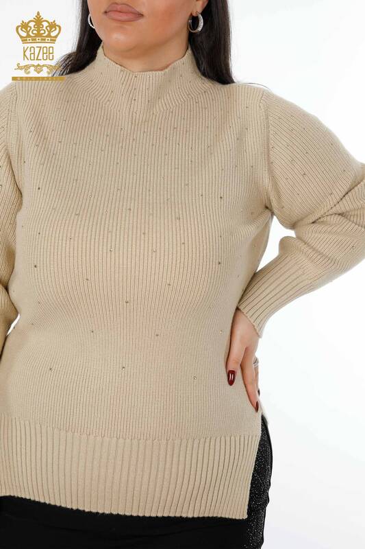 Женский трикотаж свитер оптом стойка воротник камнями с двух сторон разрез - 16901 | КАZЕЕ