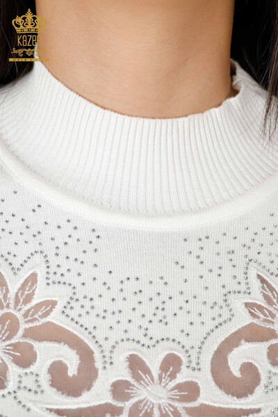 Женский трикотаж свитер оптом стойка воротник вышивка с узорами тюлью - 16771 | КАZЕЕ - Thumbnail