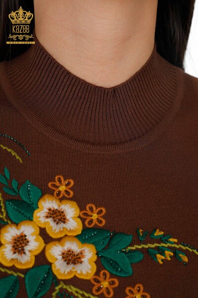 Женский трикотаж свитер оптом стойка воротник вышивка цветы с узорами - 16811 | КАZЕЕ - Thumbnail