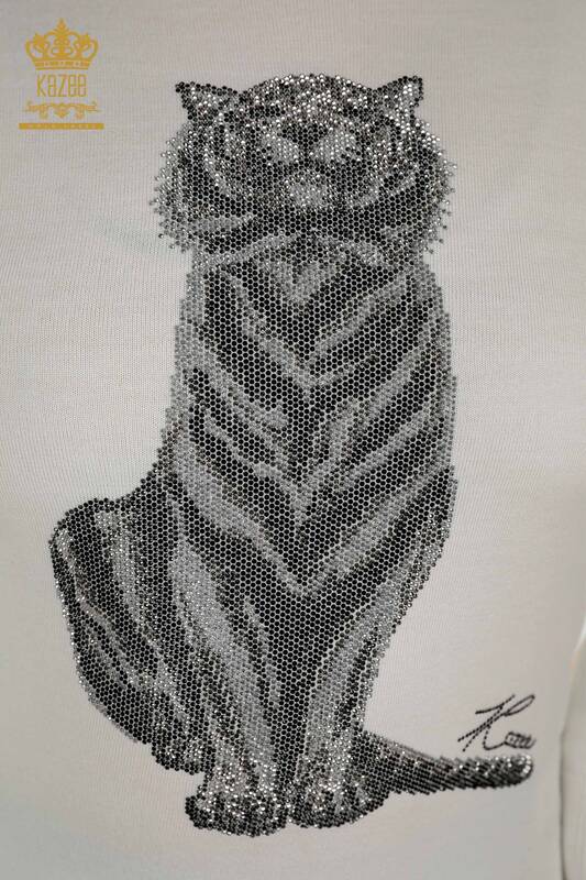 Женский трикотажный свитер оптом с рисунком тигра - светло-серый - 30127 | КАZEE