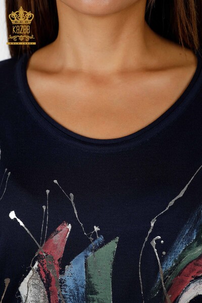 Женский трикотаж свитер оптом узором и круглым вырезом принт с перьями - 16592 | КАZЕЕ - Thumbnail
