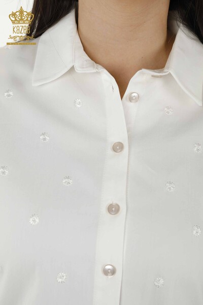 Женские рубашки оптом - Цветочная вышивка - Экрю - 20254 | КАZEE - Thumbnail